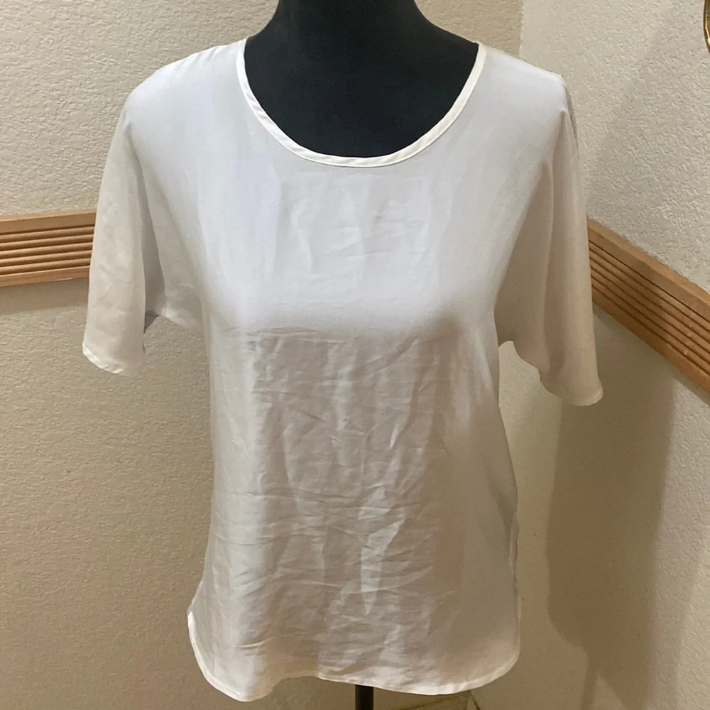 XS J.crew White and gray two toned blouse!!!